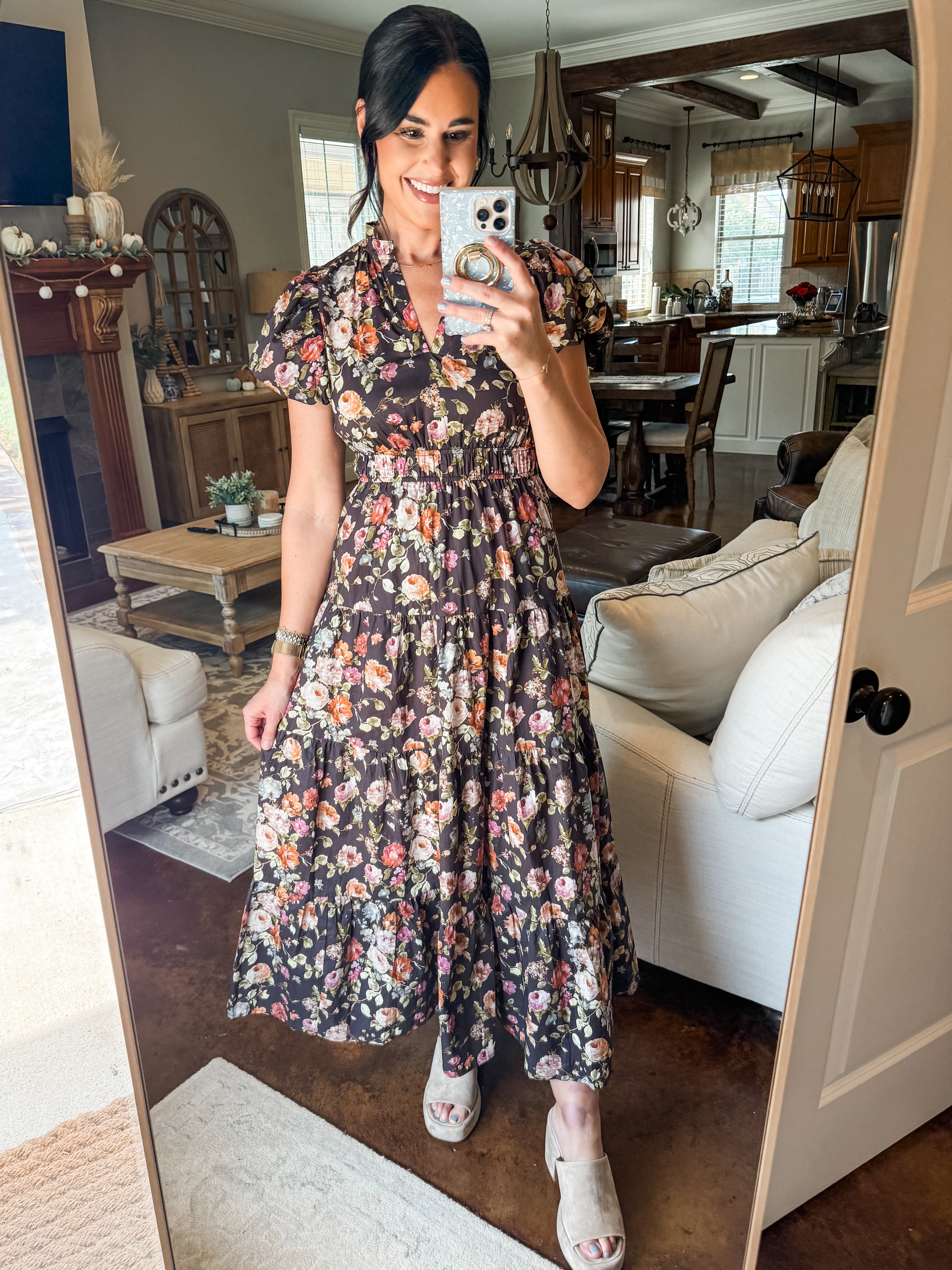 BROWN FLORAL PUFF SLEEVE MAXI DRESS BROWN FLORAL PUFF SLEEVE MAXI DRESS
