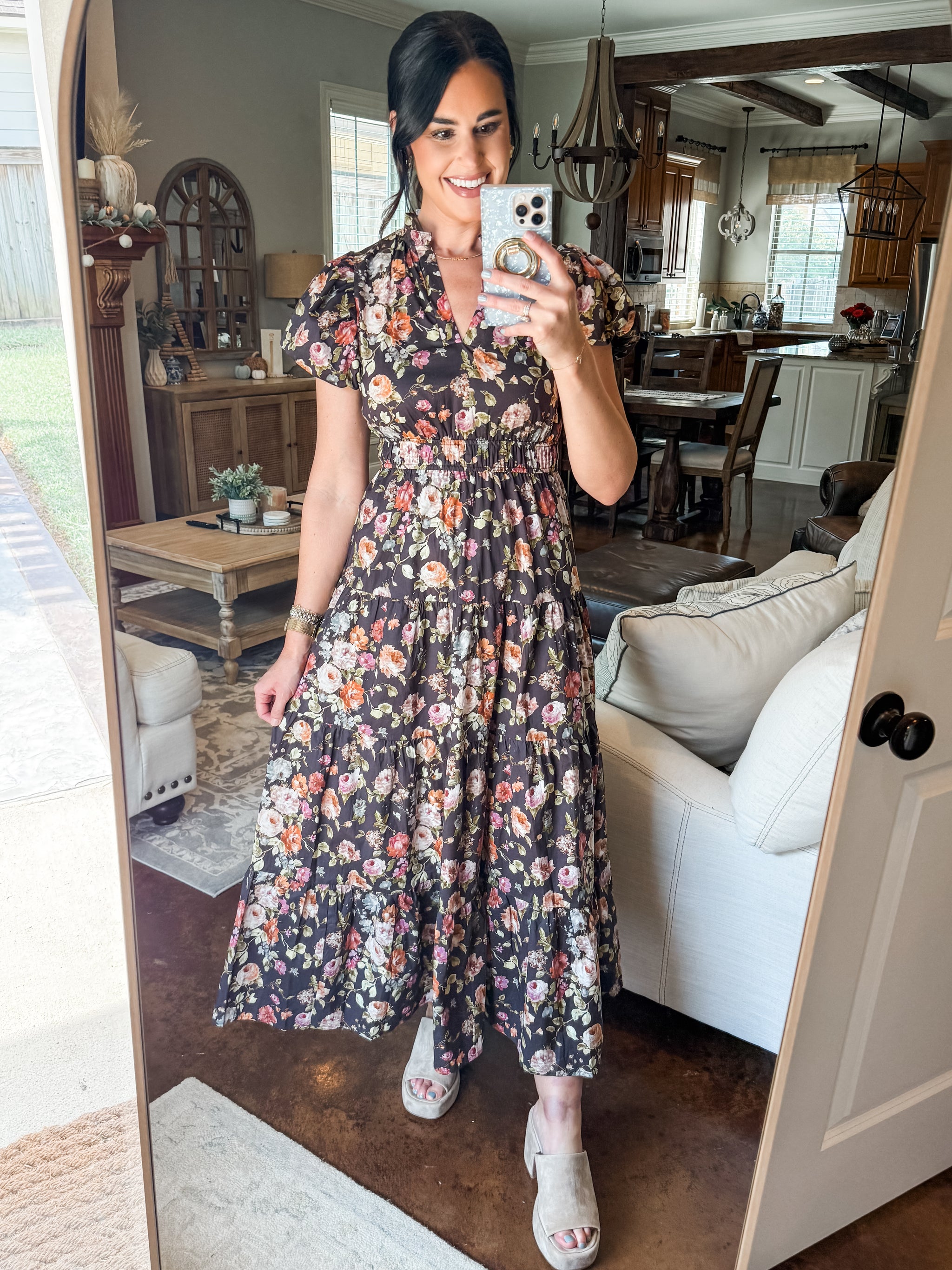 brown floral maxi dress with sleeves BROWN FLORAL PUFF SLEEVE MAXI DRESS – Evelyn Lane Boutique